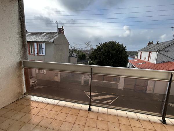 Très bel appartement de 89 m² à Bressuire avec 2 chambres et un garage fermé