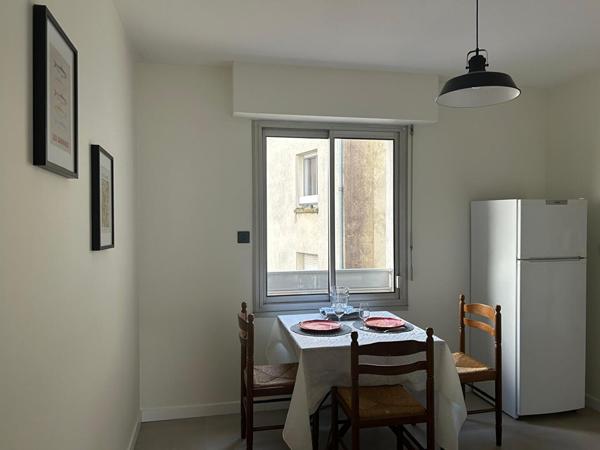 Très bel appartement de 89 m² à Bressuire avec 2 chambres et un garage fermé