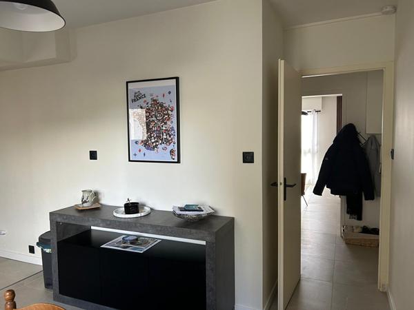 Très bel appartement de 89 m² à Bressuire avec 2 chambres et un garage fermé