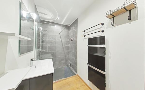 Appartement à louer    4 pièces •  Romans-sur-Isère