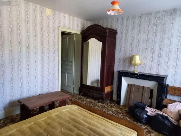 Maison à vendre à Vic-sur-Cère dans le Cantal (15800), ref : MG/2213