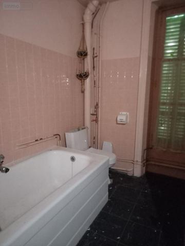 Maison à vendre à Vic-sur-Cère dans le Cantal (15800), ref : MG/2213