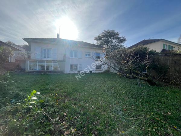 Saint Pierre De Chandieu 5 pièces 123.98 m2 sur 865m² de parcelle - DPE :F