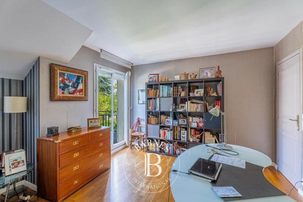 Ville-d'Avray, Maison de ville 3 Chambres -  210 m² à vendre