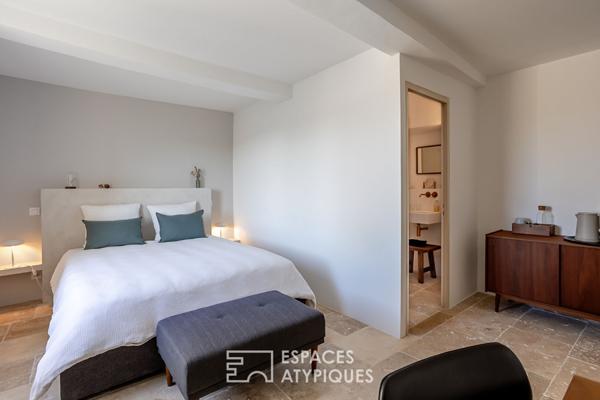 Maison de village à la rénovation chic et élégante