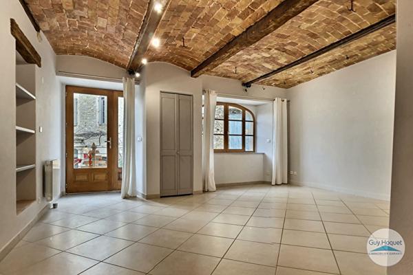 Location d'un appartement 3 pièces à MIRMANDE 26270