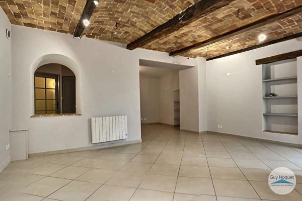 Location d'un appartement 3 pièces à MIRMANDE 26270