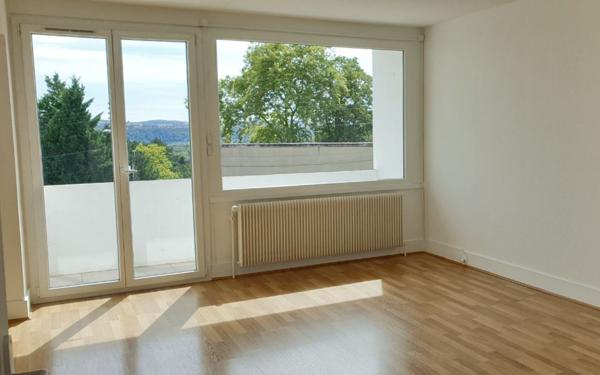 Appartement à louer    2 pièces •  Irigny