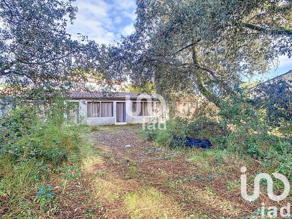 Maison traditionnelle 8 pièces de 123 m² à La Couarde-sur-Mer (17670)