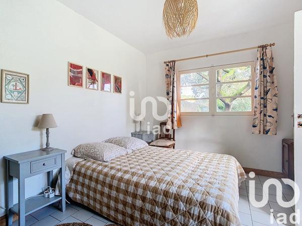 Maison traditionnelle 8 pièces de 123 m² à La Couarde-sur-Mer (17670)