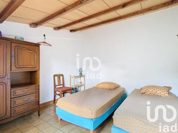 Maison traditionnelle 8 pièces de 123 m² à La Couarde-sur-Mer (17670)