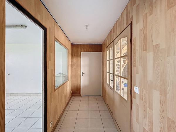 Local d'activité Montilliers