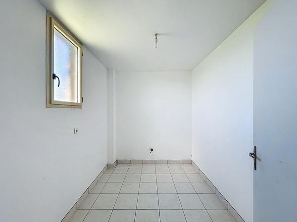 Local d'activité Montilliers