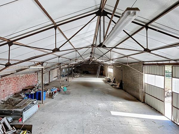 Local d'activité Montilliers