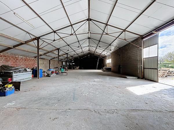 Local d'activité Montilliers