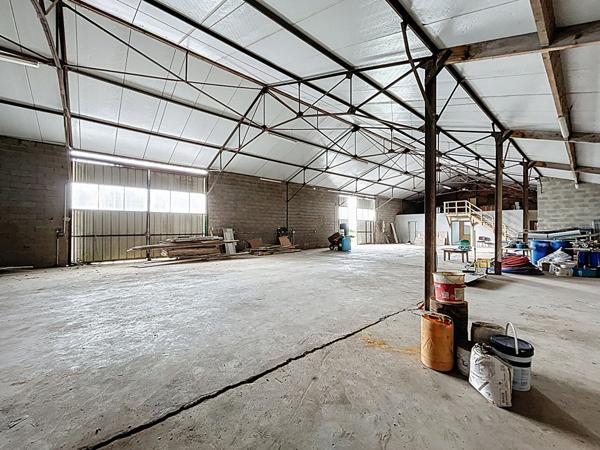 Local d'activité Montilliers