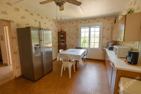 Maison à proximité des commodités dans un village à l'ouest de Bergerac !!!