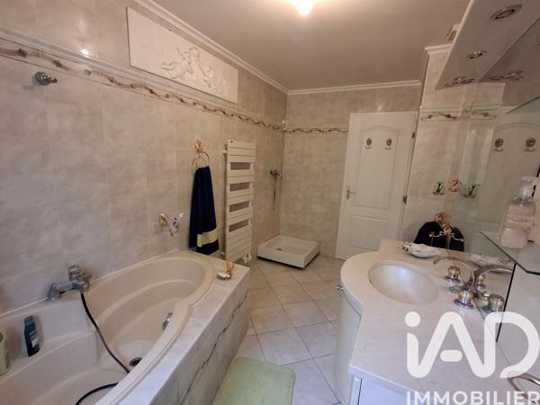 Maison à vendre 5 pièces 99 m² Charmont-en-Beauce