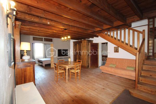 Maison en pierre de 265 m²