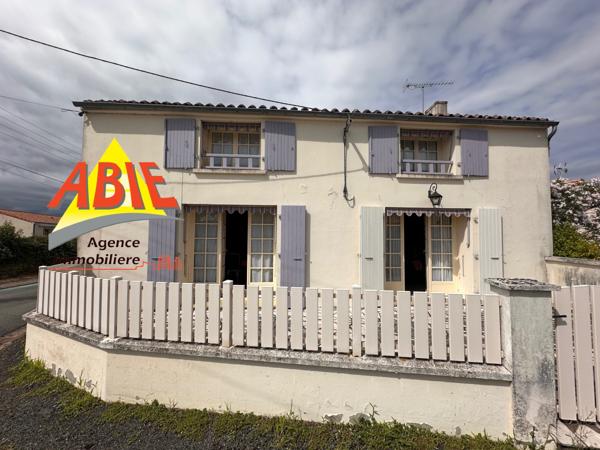 Maison  5 pièce(s)  4 chambre(s)  119.86 m²