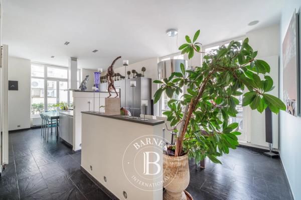 Paris 16ème, Hôtel particulier 5 Chambres -  340 m² à vendre