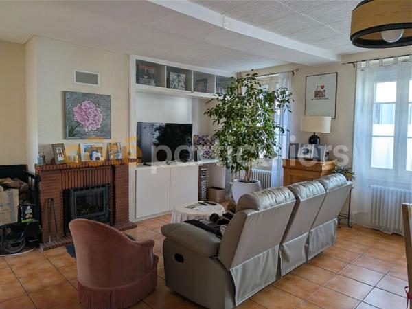 Vente
                Maison126 m² - 6 Pièces -
                    CHATEAU RENARD (45220)