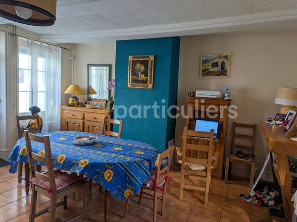 Vente
                Maison126 m² - 6 Pièces -
                    CHATEAU RENARD (45220)