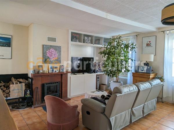 Vente
                Maison126 m² - 6 Pièces -
                    CHATEAU RENARD (45220)
