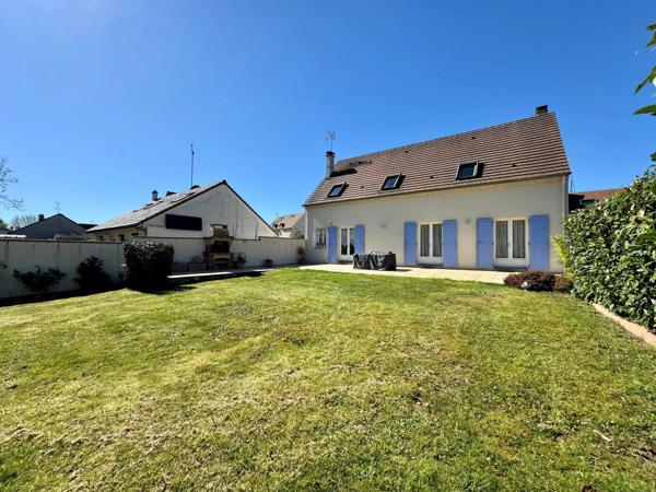 Vente                                                      Maison
                        
                     6 pièces                      154 m2                     à Bornel
