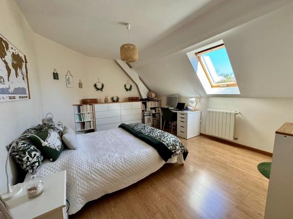 Vente                                                      Maison
                        
                     6 pièces                      154 m2                     à Bornel