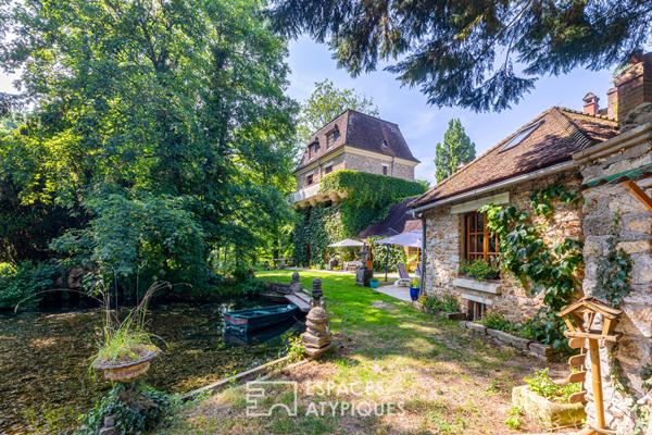 Maison de maitre unique avec parc, étang, grotte, cascade et piscine, au coeur de la Vallée de Chevreuse