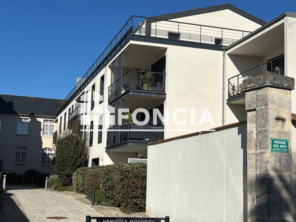Location Appartement meublé 3 pièces 63.25 m² - La Rochelle 17000