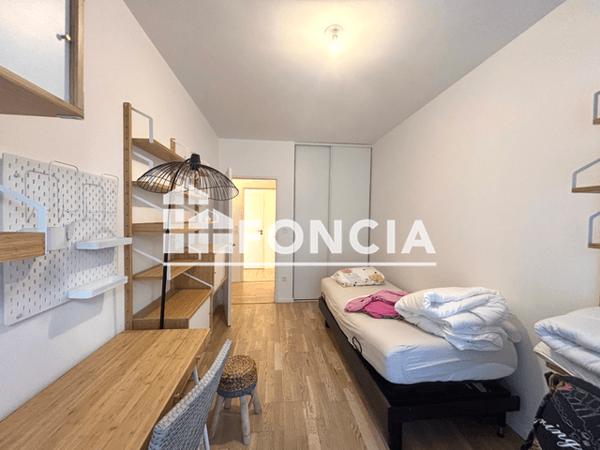 Location Appartement meublé 3 pièces 63.25 m² - La Rochelle 17000