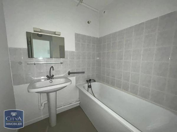 Appartement à louer 1 pièce 19.95m² Laval (53000)