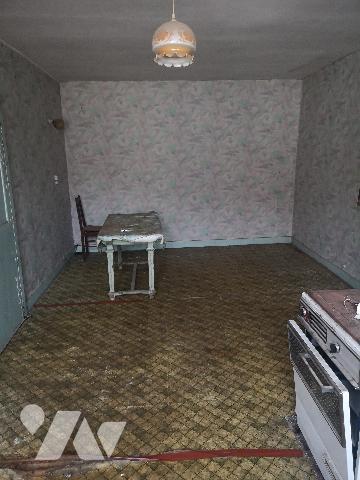 Ancerville centre, maison de village à fort potentiel avec intérieur à rénover