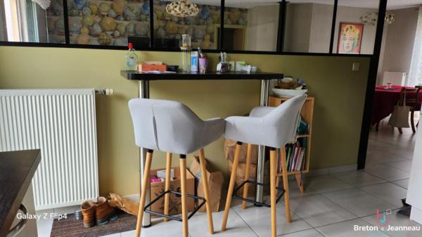 Spacieuse maison familiale à 15 min de Laval