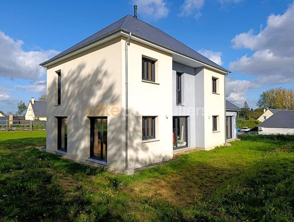 Vente
                Maison159 m² - 7 Pièces -
                    LE MOLAY LITTRY (14330)