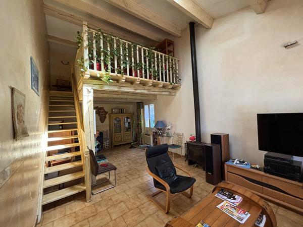 Maison de plain-pied sur belle parcelle de 1 100 m²