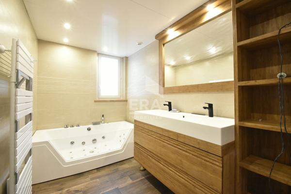 Maison Bazoches Sur Guyonne 6 pièce(s) 131 m2