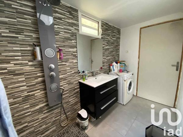 Maison à vendre 4 pièces 206 m² L'Étang-Salé