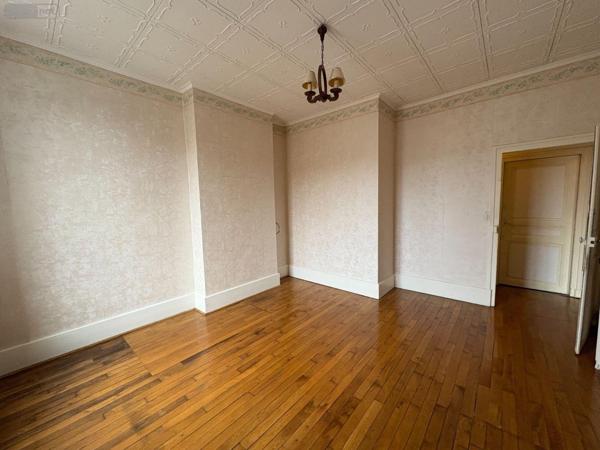 Maison à vendre à Joinville en Haute-Marne (52300), ref : JO/940