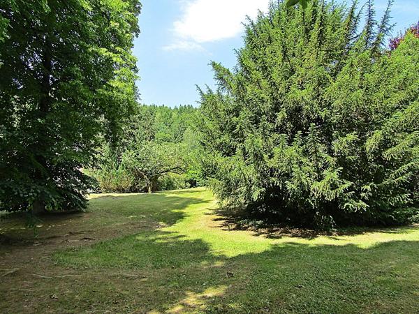 Vente                                                      Maison
                        
                     10 pièces                      242 m2                     à Raon-l'Étape