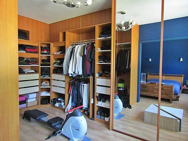 Vente                                                      Maison
                        
                     10 pièces                      242 m2                     à Raon-l'Étape