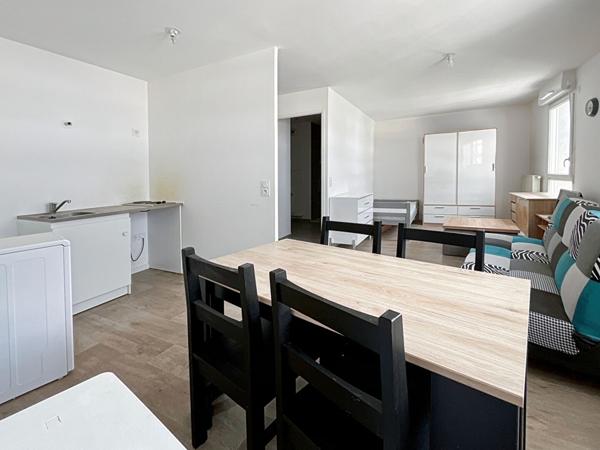 Appartement Jouy Le Moutier 1 pièce 30.70 m2