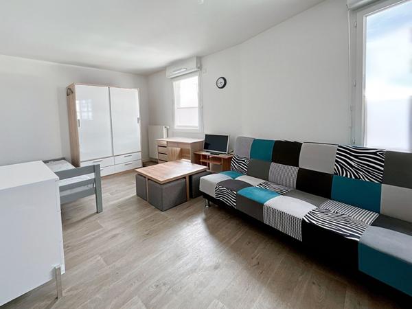 Appartement Jouy Le Moutier 1 pièce 30.70 m2