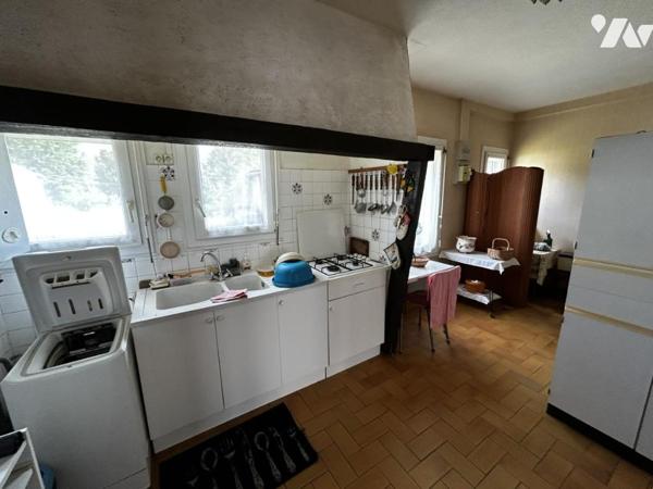 Maison 3 chambres à rafraîchir avec véranda et garage indépendant