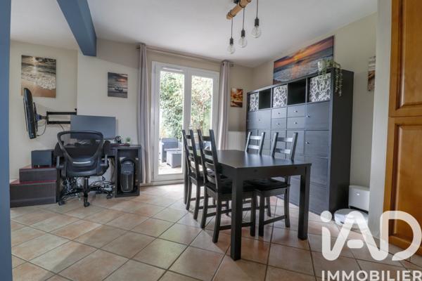 Maison à vendre 5 pièces 110 m² Magny-les-Hameaux
