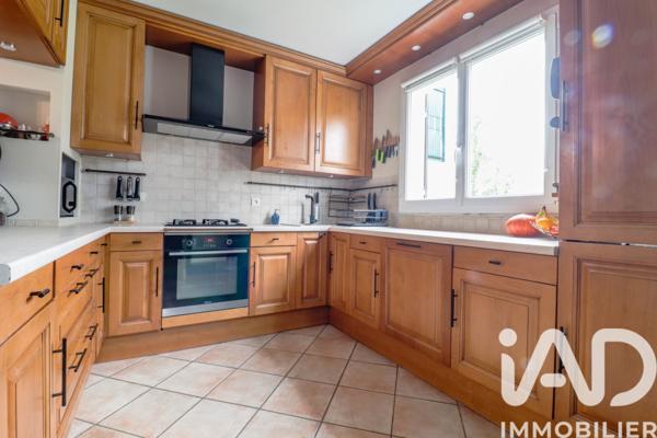 Maison à vendre 5 pièces 110 m² Magny-les-Hameaux
