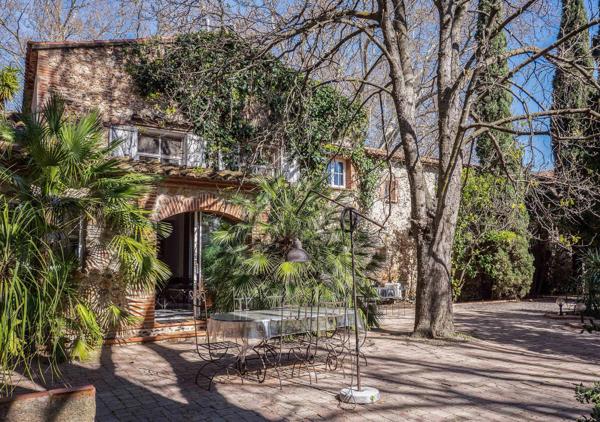 Domaine de charme – Mas catalan d’exception avec parc et piscine – À 15 minutes de Perpignan