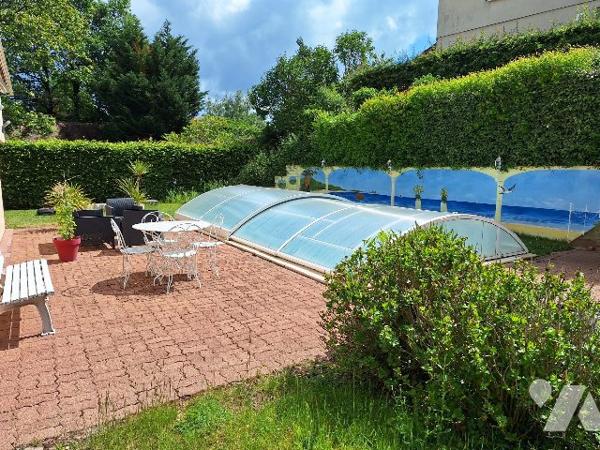 Pavillon avec piscine, Aubigny-Sur-Nère